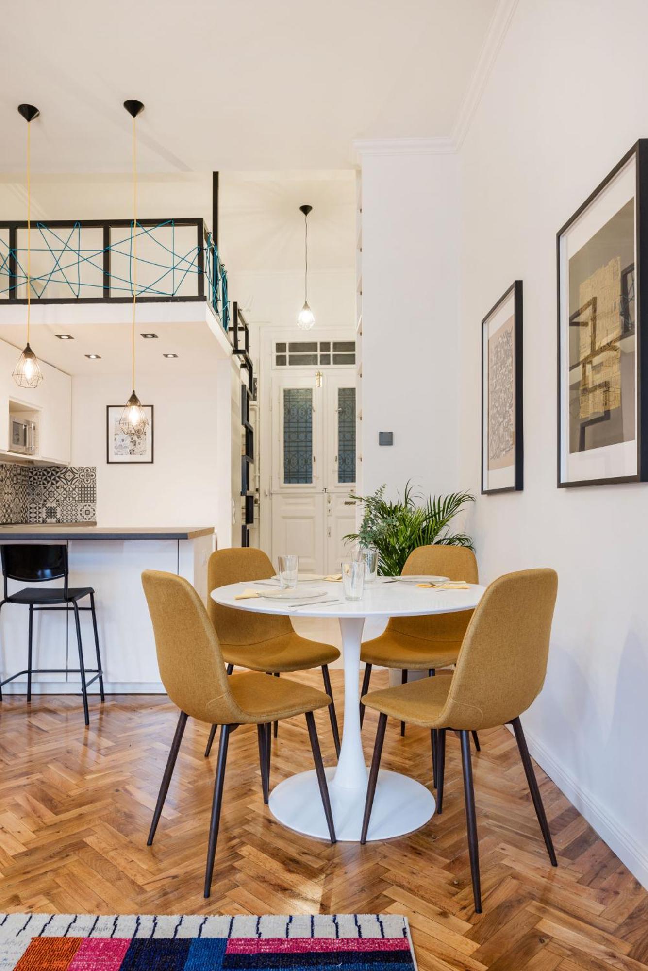 Apartment Your Charming At Parliament Budapest